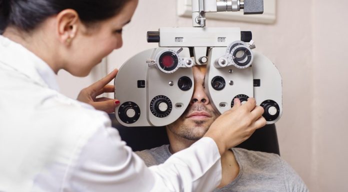 What Does An Optometrist Specialist Do? Optometrist Expert