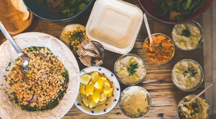 Best 10 Long Lasting Foods For Your Travel Journey