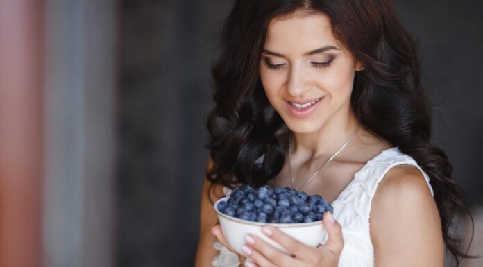 Health Benefits of Blueberries: A Nutrient-Packed Superfood for Everyday Wellness Health Benefits of Blueberries
